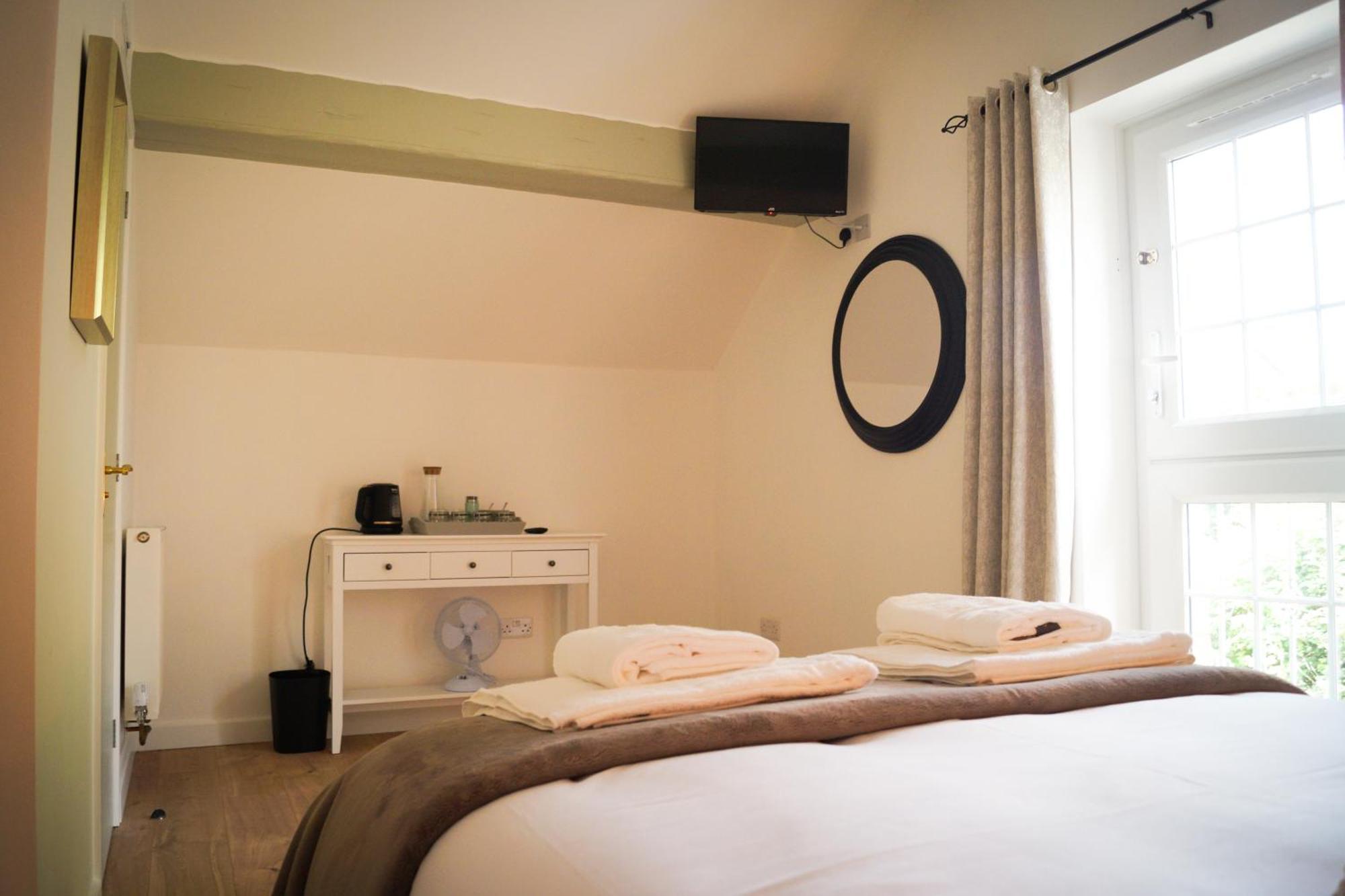 Lemon Tree Inn - Newly Refurbished Coastal Stay Swyre Exterior foto