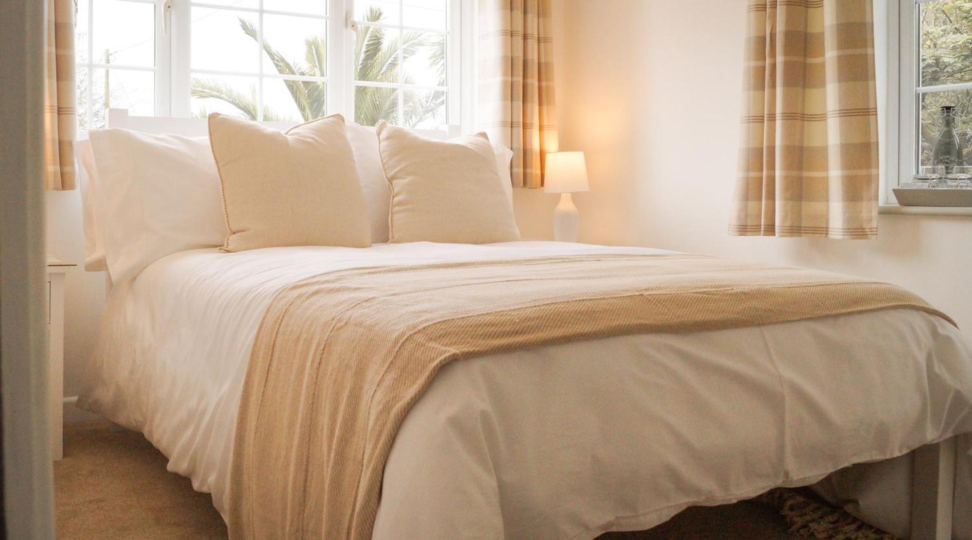 Lemon Tree Inn - Newly Refurbished Coastal Stay Swyre Exterior foto