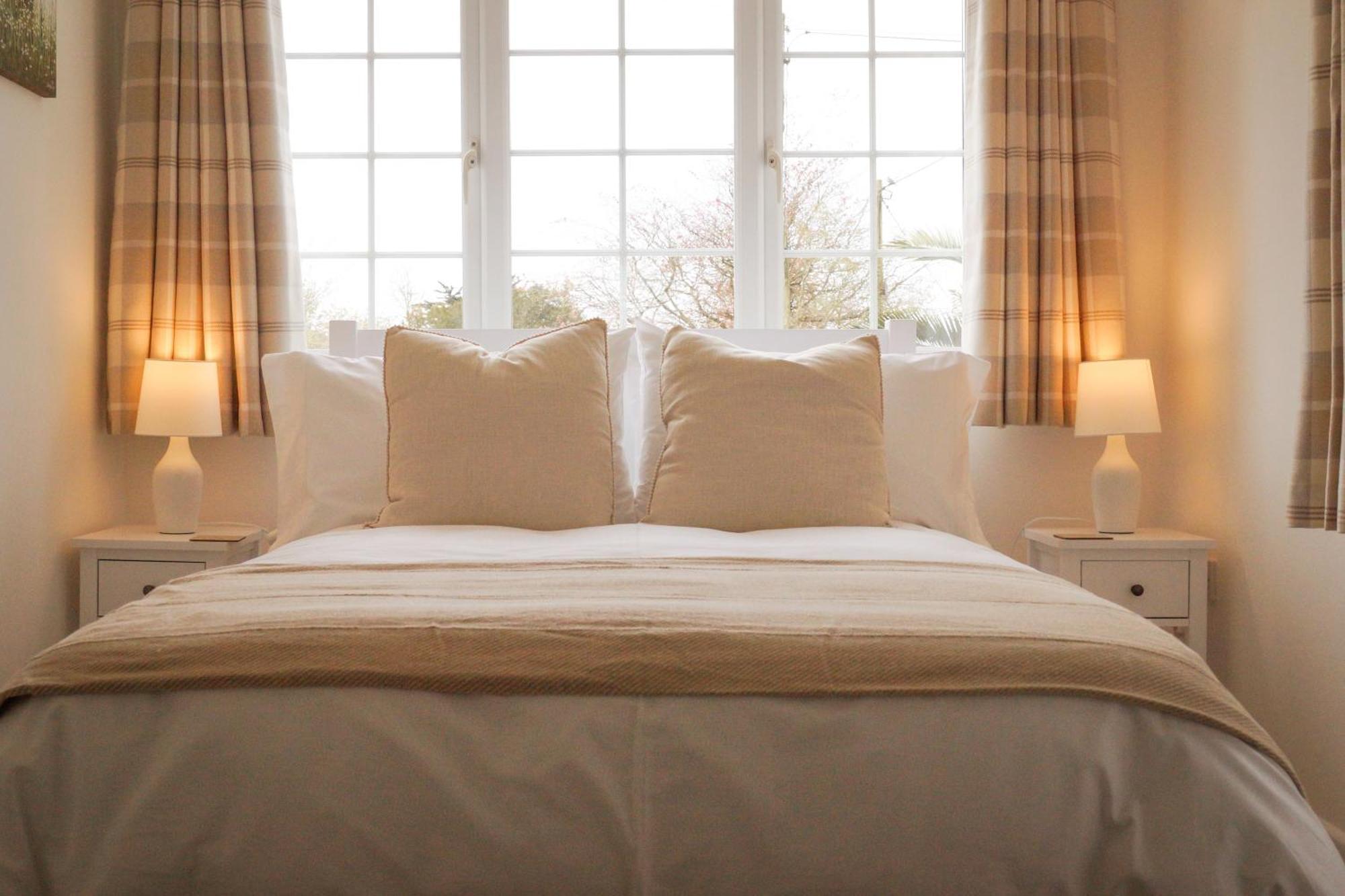 Lemon Tree Inn - Newly Refurbished Coastal Stay Swyre Exterior foto