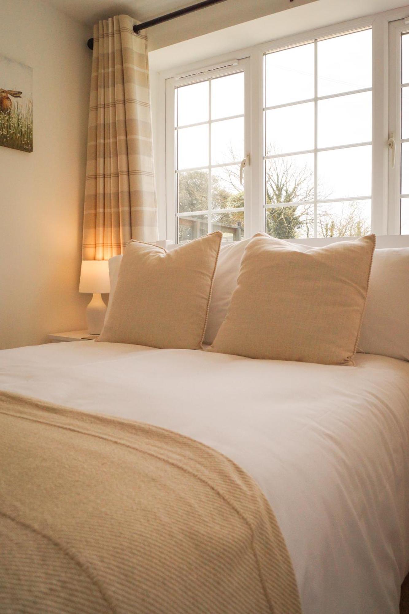 Lemon Tree Inn - Newly Refurbished Coastal Stay Swyre Exterior foto
